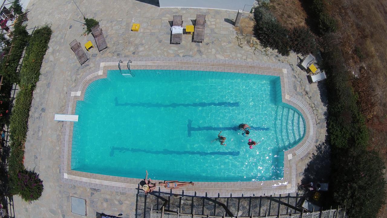 Hotel Arokaria Seaside Ambelas Exteriér fotografie